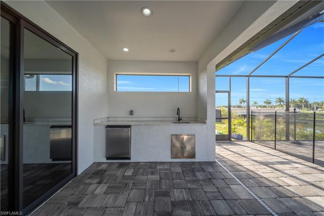 1607 NE 23rd ST, Cape Coral, FL 33909