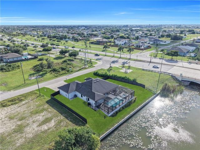 1607 NE 23rd ST, Cape Coral, FL 33909