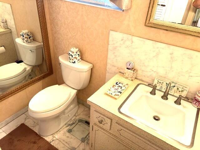 41 SW 5TH Street, Dania Beach, FL 33004
