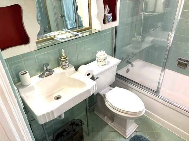 41 SW 5TH Street, Dania Beach, FL 33004