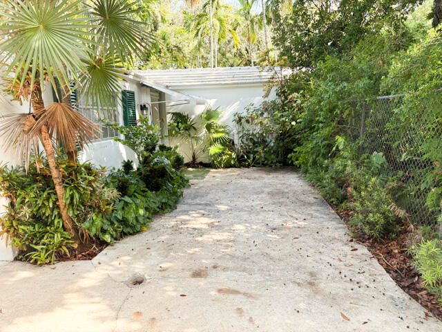 41 SW 5TH Street, Dania Beach, FL 33004