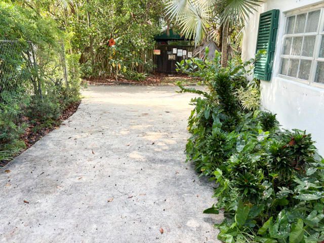 41 SW 5TH Street, Dania Beach, FL 33004