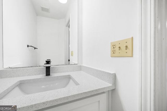 2883 Dresden Square Drive, Atlanta, GA 30341