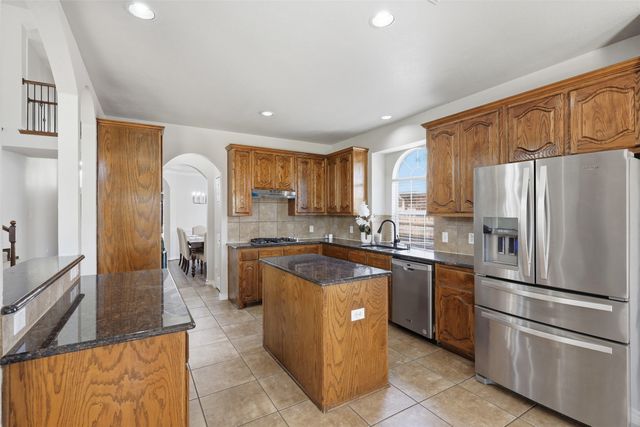 424 High Desert Drive, Fort Worth, TX 76131