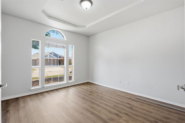 424 High Desert Drive, Fort Worth, TX 76131
