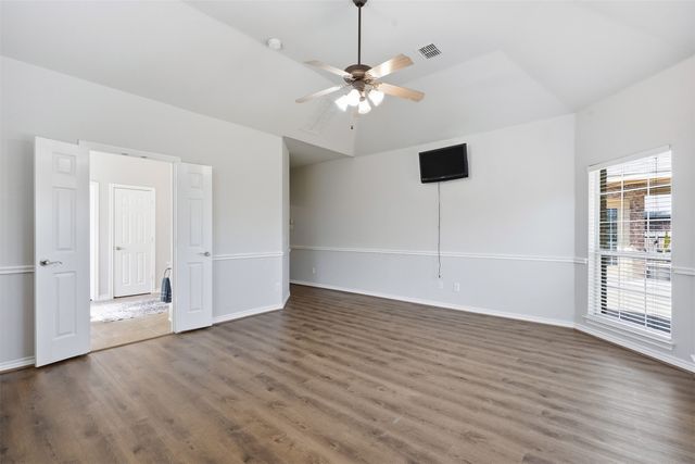 424 High Desert Drive, Fort Worth, TX 76131
