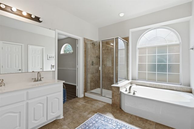 424 High Desert Drive, Fort Worth, TX 76131