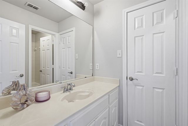 424 High Desert Drive, Fort Worth, TX 76131