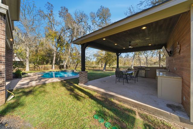 32807 Whitburn Trail, Fulshear, TX 77441