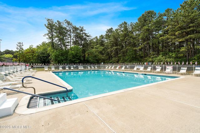 523 Momosa Way, Whiting, NJ 08759