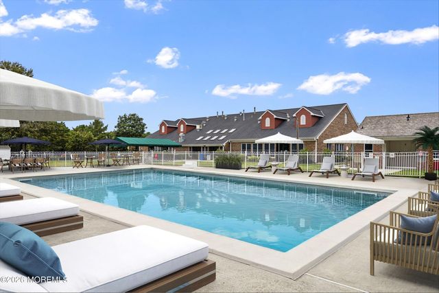 523 Momosa Way, Whiting, NJ 08759