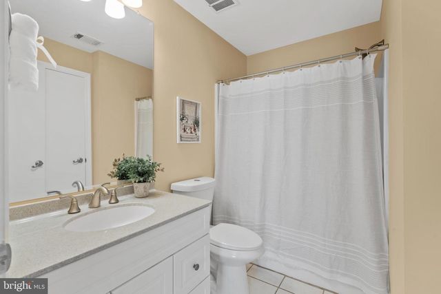 431 DURHAM CT, West Deptford, NJ 08051