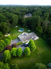 153 Brookville Lane, Glen Head, NY 11545