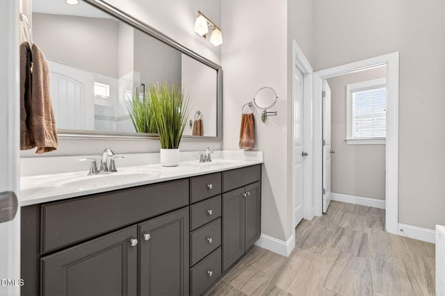 1538 Baxter Ridge Court, Apex, NC 27502