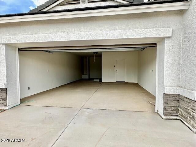 18432 W BUCKSKIN Trail, Wittmann, AZ 85361