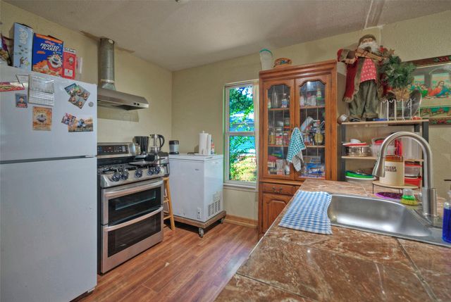 604 Vargas RD, Austin, TX 78741