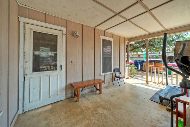 604 Vargas RD, Austin, TX 78741