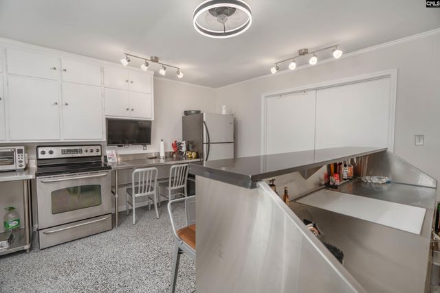 1605 B Avenue, West Columbia, SC 29169