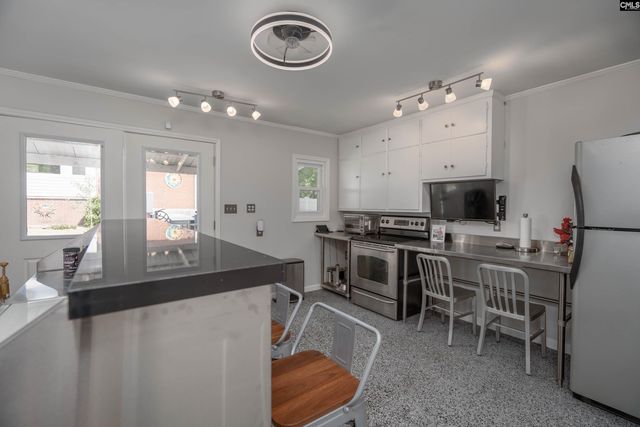 1605 B Avenue, West Columbia, SC 29169