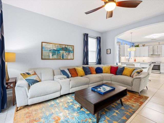 2761 EAGLE GLEN CIRCLE, Kissimmee, FL 34746