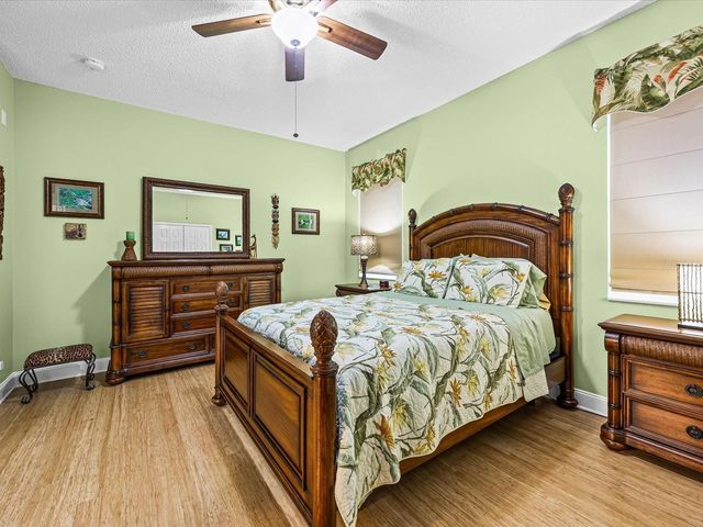 2761 EAGLE GLEN CIRCLE, Kissimmee, FL 34746