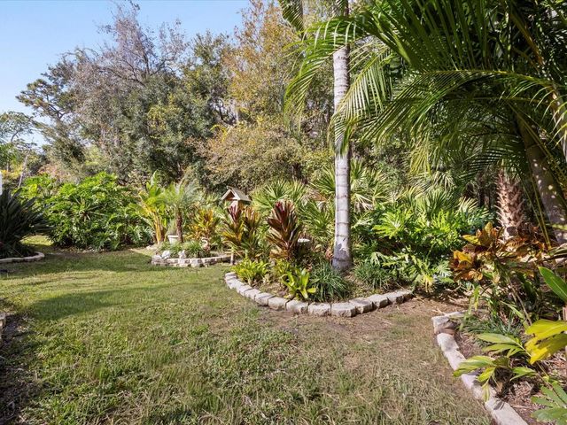 2761 EAGLE GLEN CIRCLE, Kissimmee, FL 34746