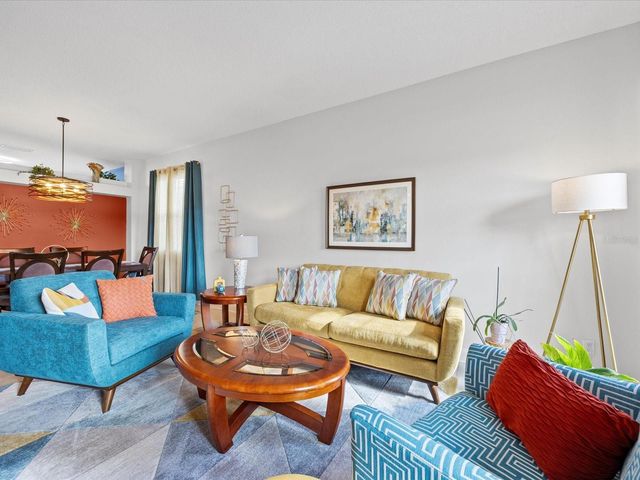 2761 EAGLE GLEN CIRCLE, Kissimmee, FL 34746