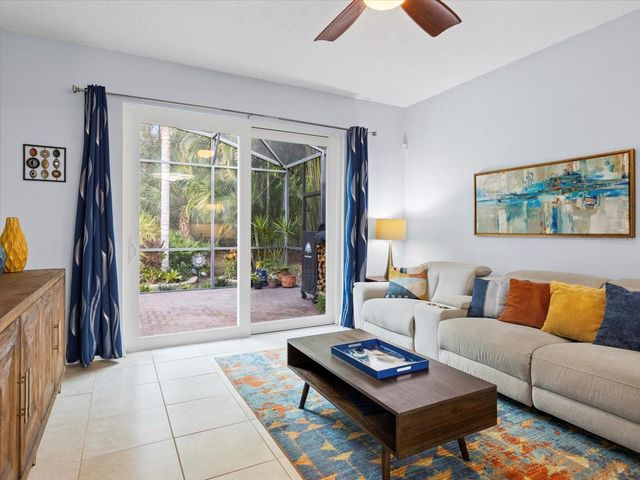 2761 EAGLE GLEN CIRCLE, Kissimmee, FL 34746