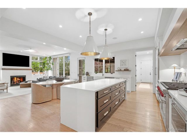891 S York St, Denver, CO 80209