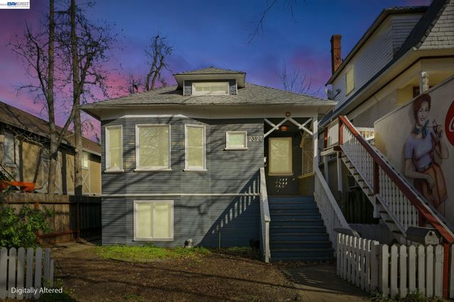 2327 N St, Sacramento, CA 95816