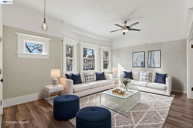 2327 N St, Sacramento, CA 95816