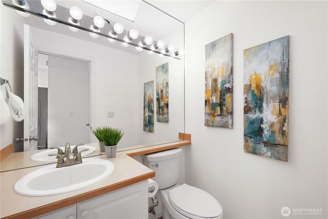 562 S 51st Court, Renton, WA 98055