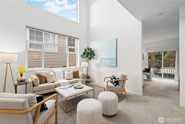 562 S 51st Court, Renton, WA 98055