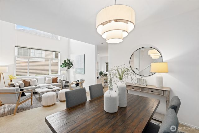 562 S 51st Court, Renton, WA 98055