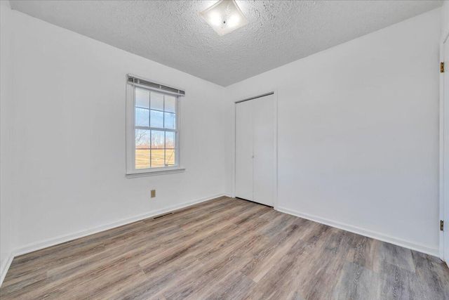 397 Commonwealth RD, Galax, VA 24333