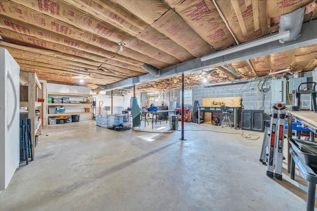 397 Commonwealth RD, Galax, VA 24333