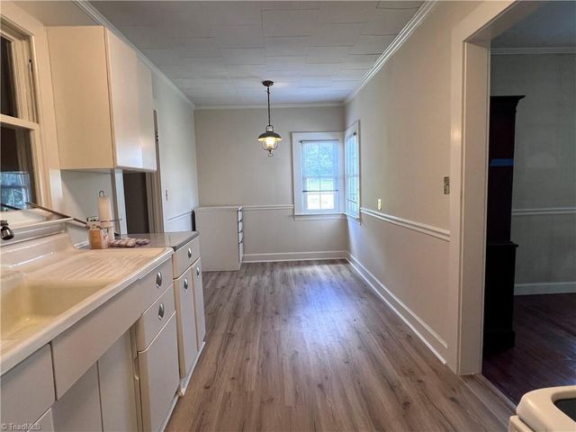 1394 Forrest Drive, Mount Airy, NC 27030