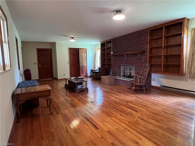 1394 Forrest Drive, Mount Airy, NC 27030