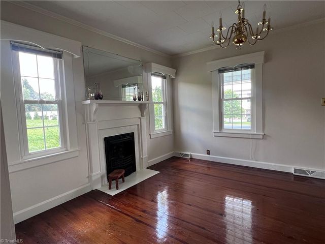 1394 Forrest Drive, Mount Airy, NC 27030
