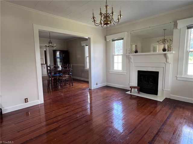 1394 Forrest Drive, Mount Airy, NC 27030