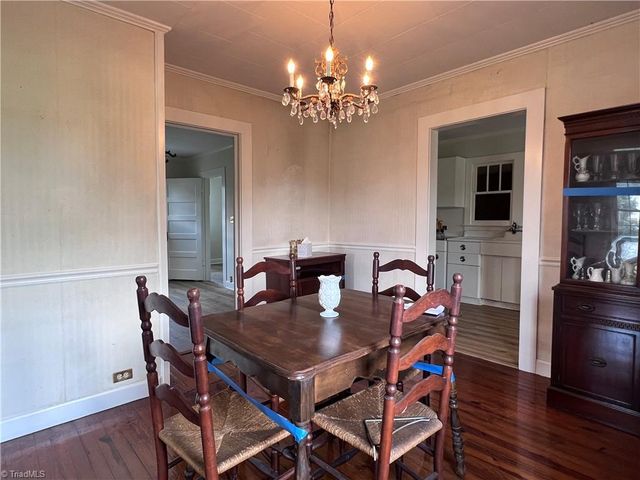 1394 Forrest Drive, Mount Airy, NC 27030