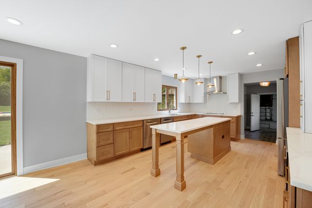 12023 W Mackinac Road, Homer Glen, IL 60491