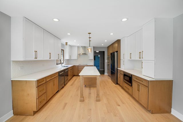 12023 W Mackinac Road, Homer Glen, IL 60491