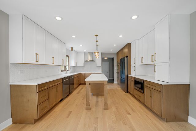 12023 W Mackinac Road, Homer Glen, IL 60491