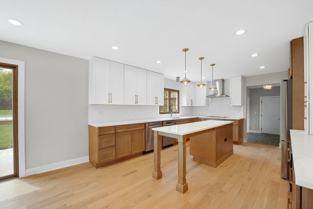 12023 W Mackinac Road, Homer Glen, IL 60491