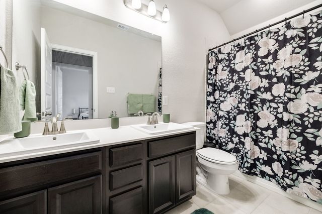 2072 Olivereta Drive, Little Elm, TX 75068