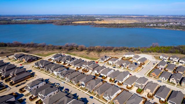 2072 Olivereta Drive, Little Elm, TX 75068