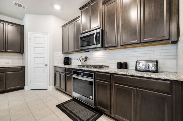 2072 Olivereta Drive, Little Elm, TX 75068