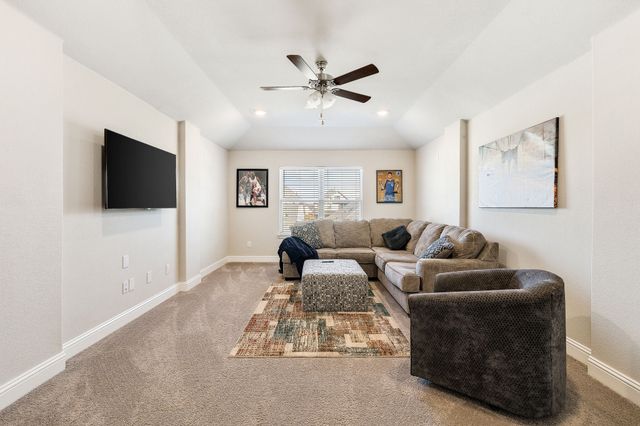 2072 Olivereta Drive, Little Elm, TX 75068
