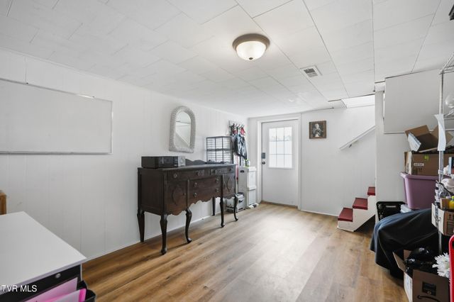 450 South Riverside Drive, Elizabethton, TN 37643